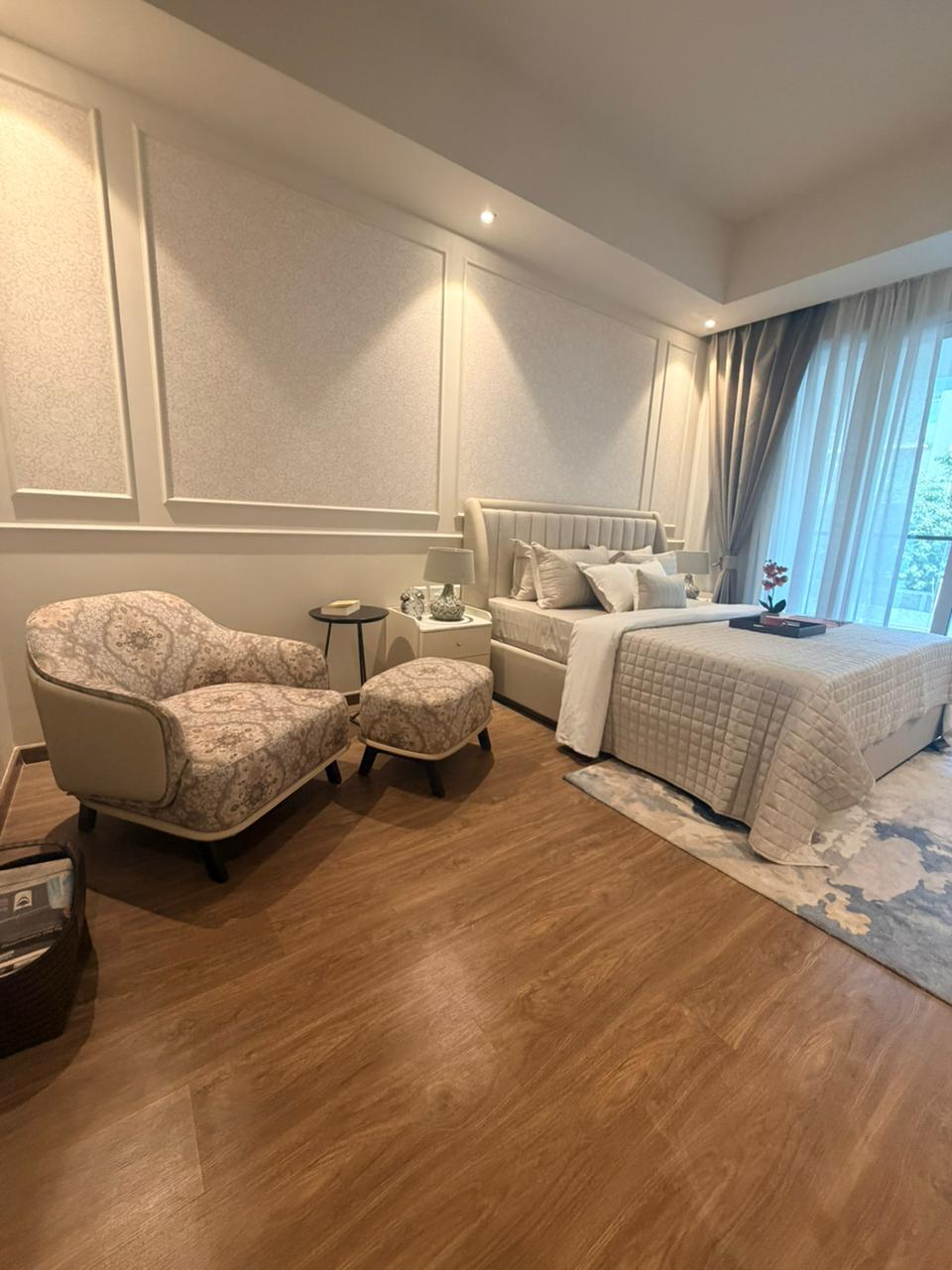 Show Apartment View 2